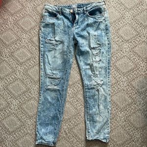 Boyfriend acid wash jeans